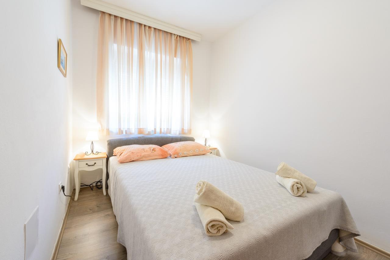 Apartments Ella Дубровник Екстер'єр фото